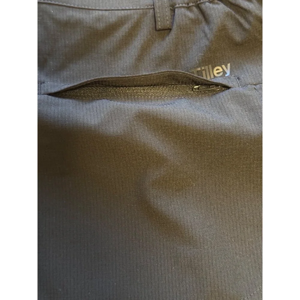 Tilley Women's Black Trek Skort Outdoor Size L‎ Skirt Shorts Pockets Golf Hiking
